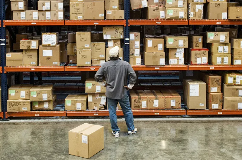 ¿Cómo calcular el costo total de una importación en Colombia? (Guía práctica 2025)